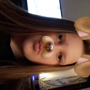 Meet your Posher, Abigail